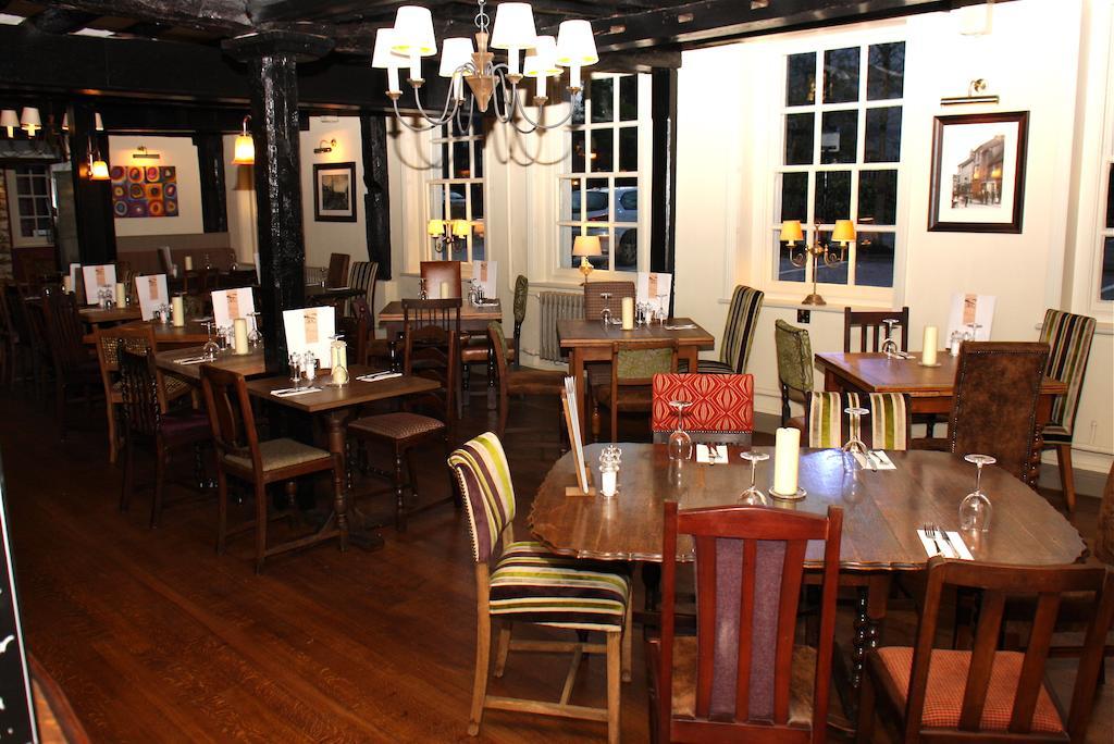 The Bear Hotel By Greene King Inns ฮังเกอร์ฟอร์ด ภายนอก รูปภาพ