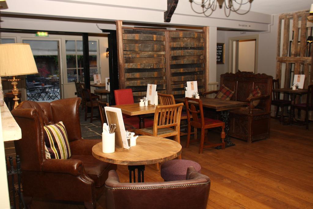 The Bear Hotel By Greene King Inns ฮังเกอร์ฟอร์ด ภายนอก รูปภาพ