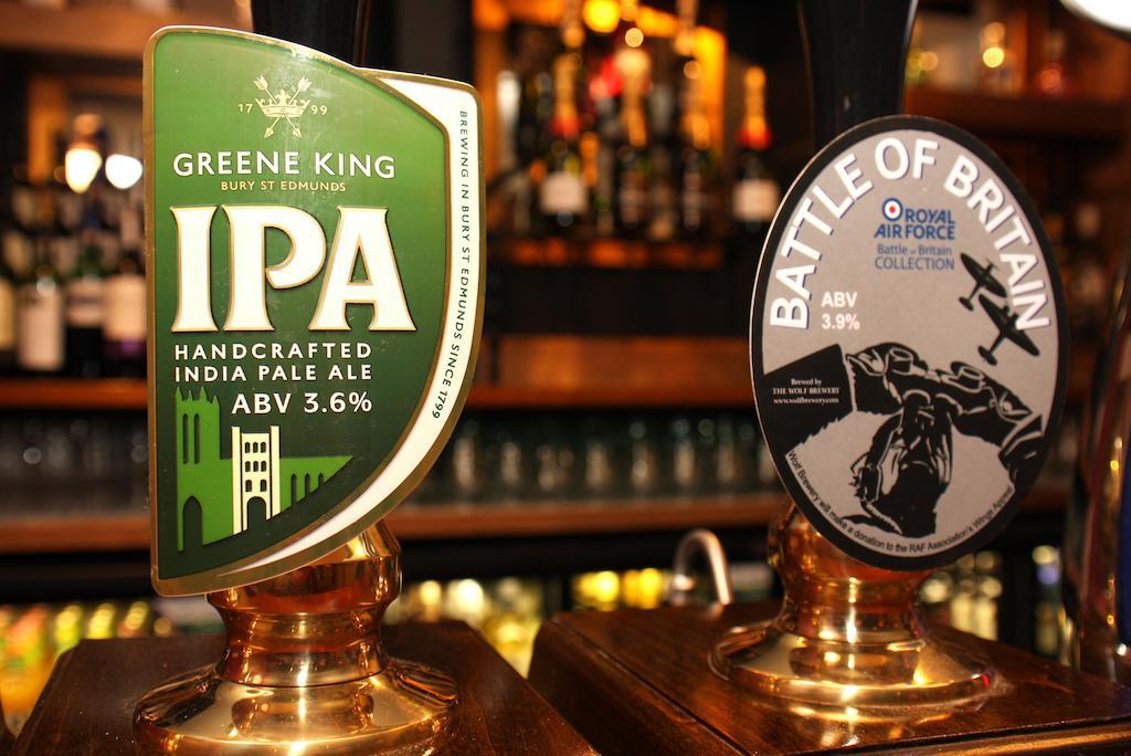 The Bear Hotel By Greene King Inns ฮังเกอร์ฟอร์ด ภายนอก รูปภาพ