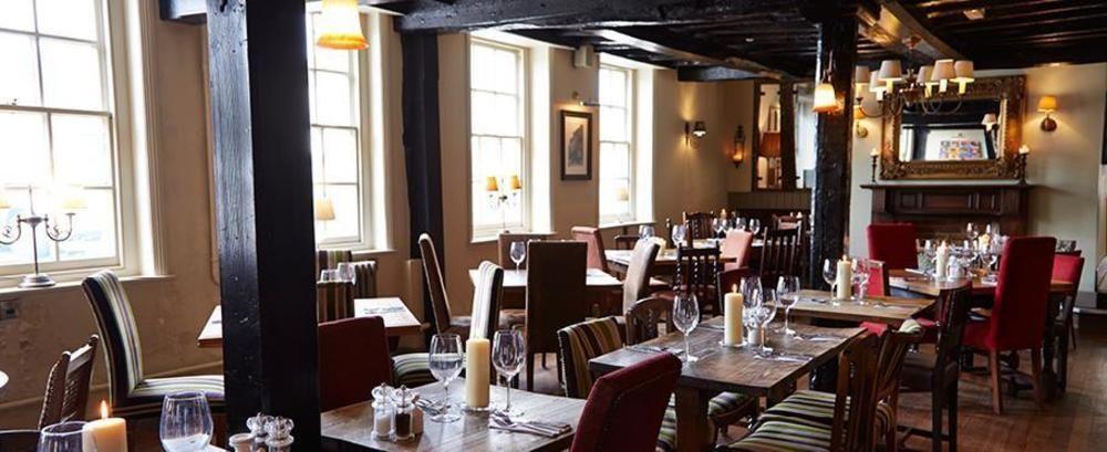 The Bear Hotel By Greene King Inns ฮังเกอร์ฟอร์ด ภายนอก รูปภาพ