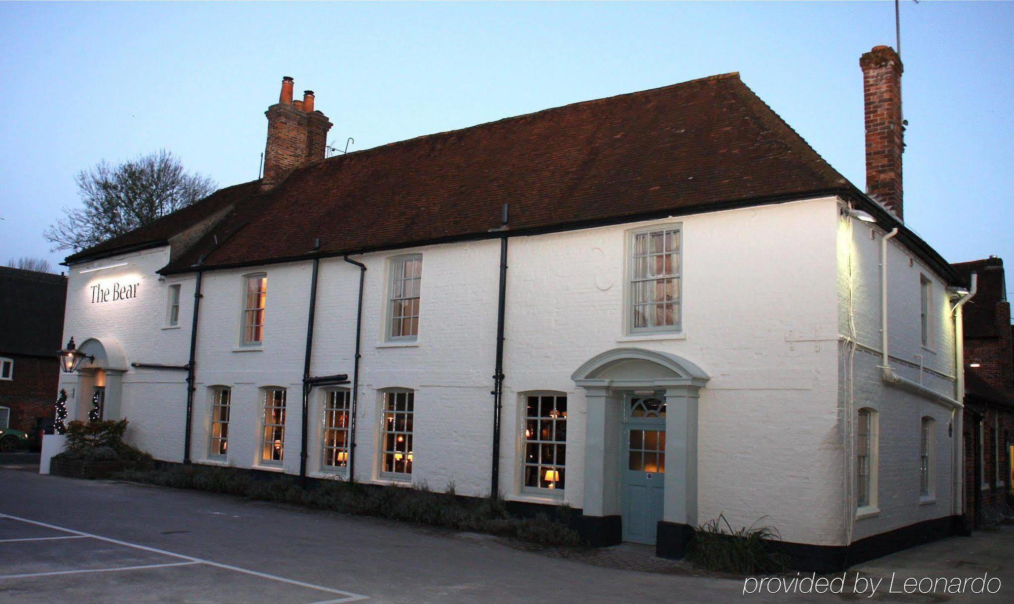The Bear Hotel By Greene King Inns ฮังเกอร์ฟอร์ด ภายนอก รูปภาพ